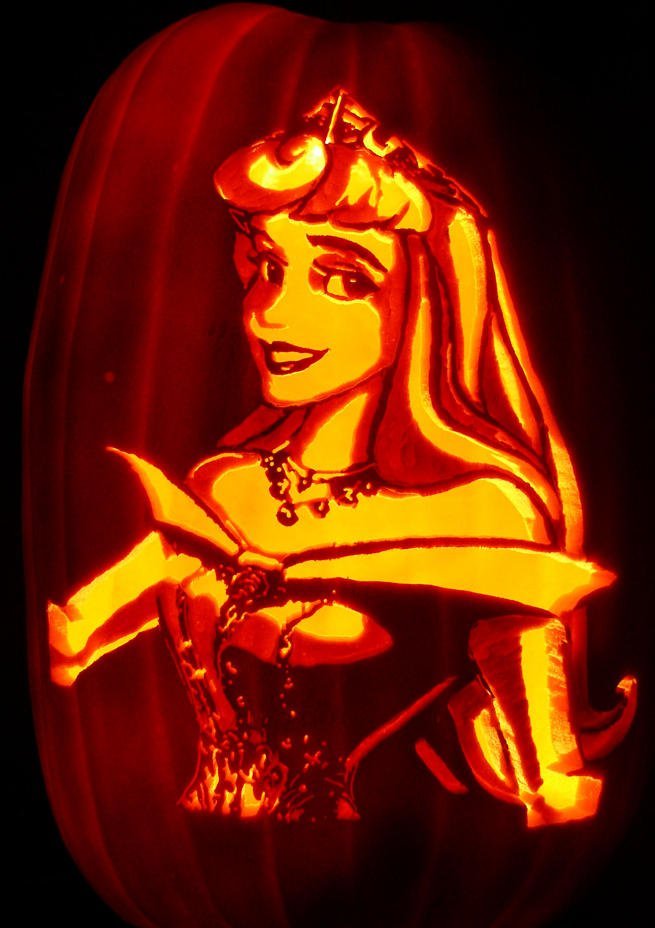 Cool Creative And Intricate Pumpkin Carvings By Mark Ratliff RumbleRum