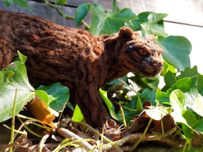 Animal Sculptures Made Entirely Out of Pipe Cleaners (3)