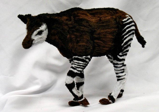 Animal Sculptures Made Entirely Out of Pipe Cleaners (5)