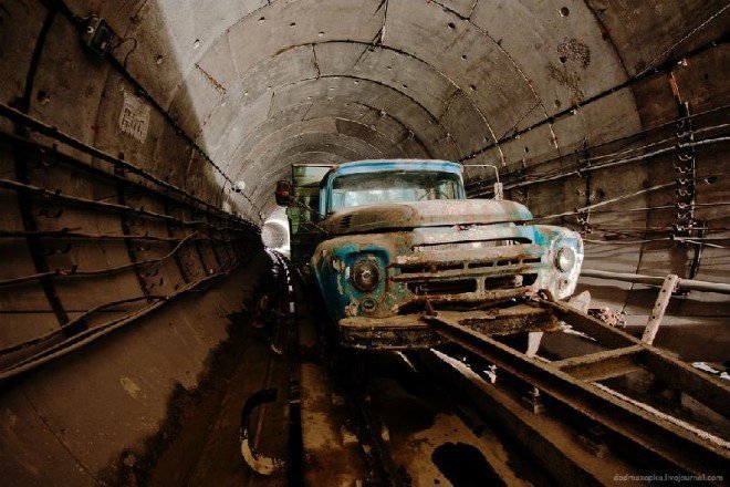 Subway Tunnel, Ukraine (3)