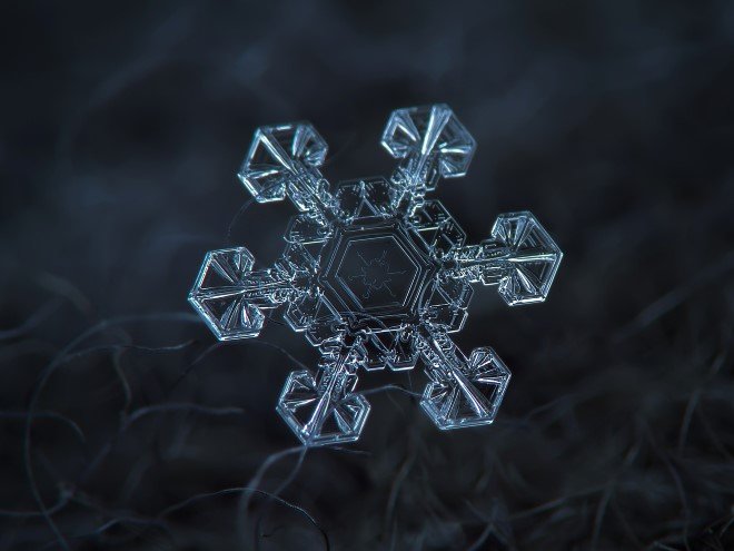 Stunning Macro Images of Snowflakes (35)