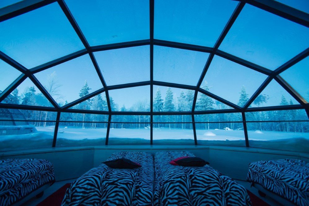 Behold The Breathing Beauty Of Northern Lights At Kakslauttanens Glass Igloos Rumblerum