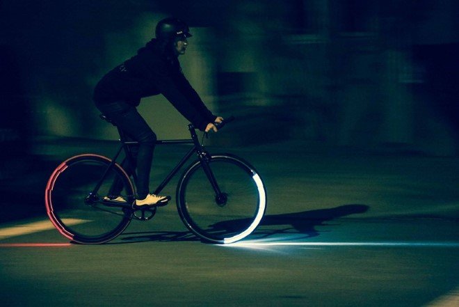 Bicycle clearance light system