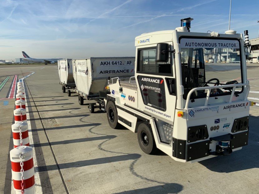 AT135 Baggage Tractor